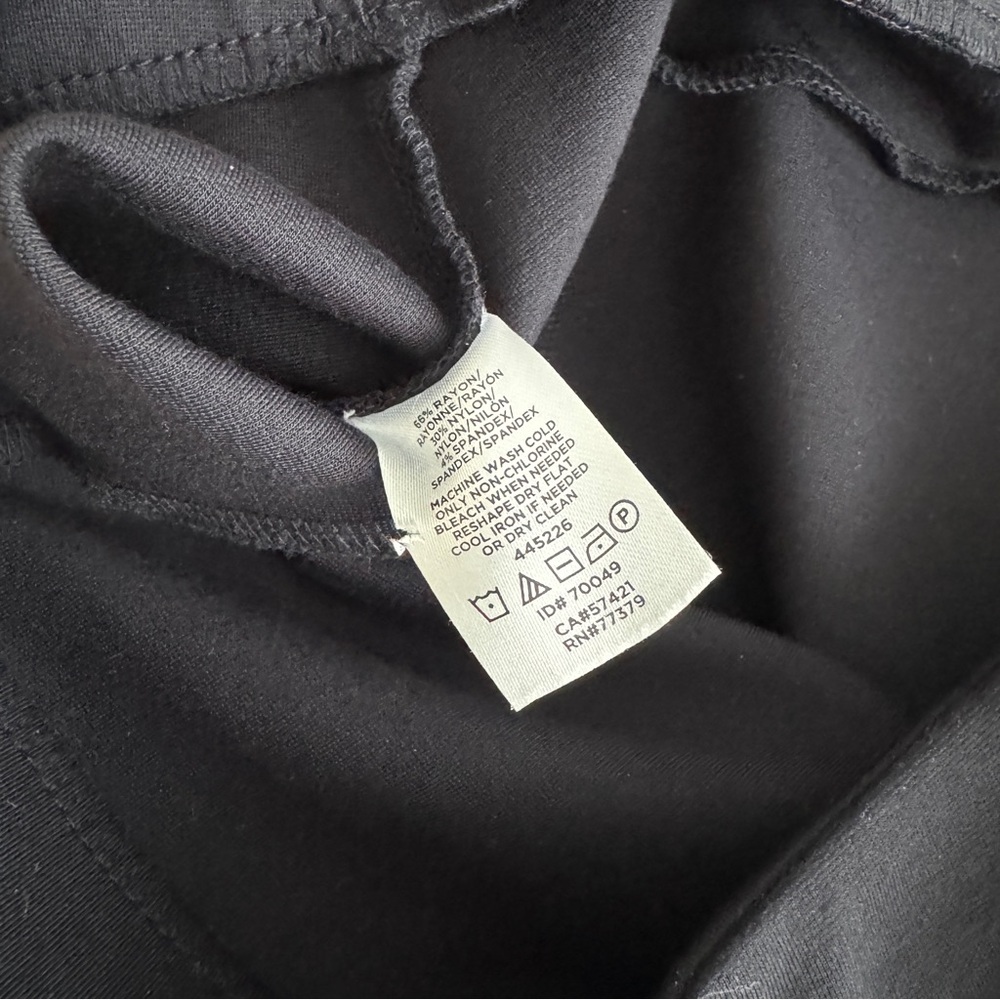 Ann Taylor Classic Ponte Navy Skirt - Picture 8 of 8